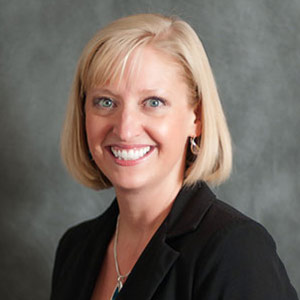 Dr Whitney Swander